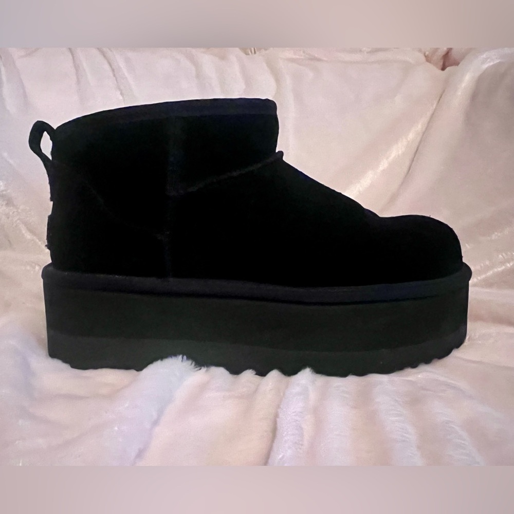 Uggs ultra mini platforms